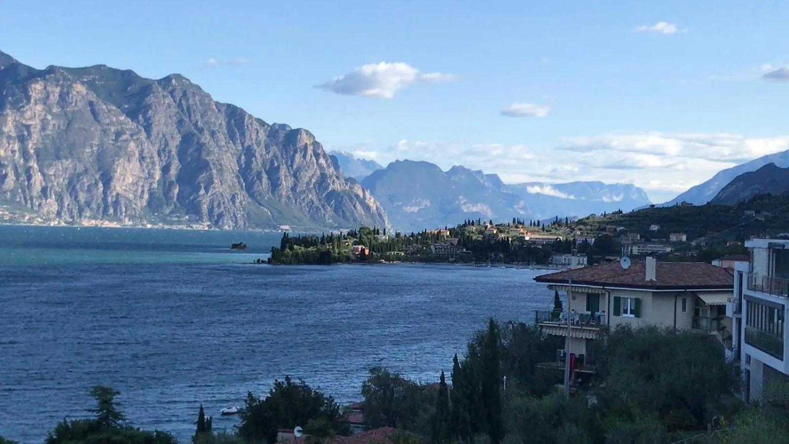 Romantico Appartamento A Cassone Di Malcesine 0*,